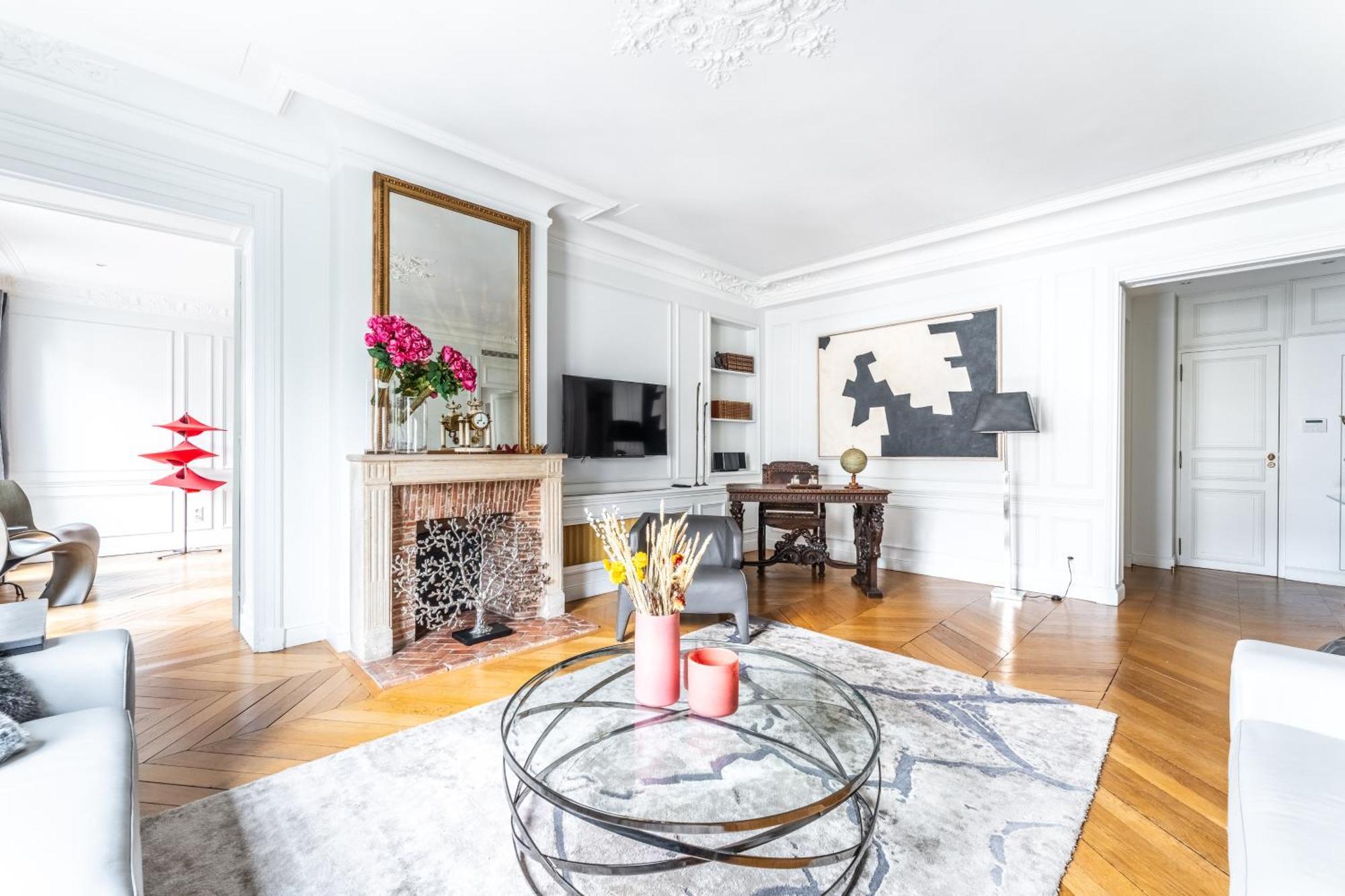 Apartment Luxury Living Georges V